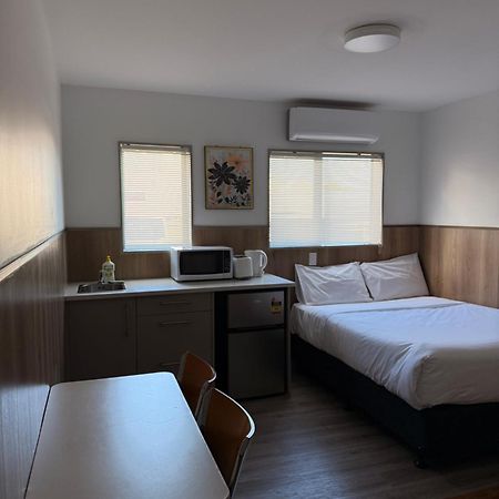 Conway Motel Manukau Оукланд Екстериор снимка