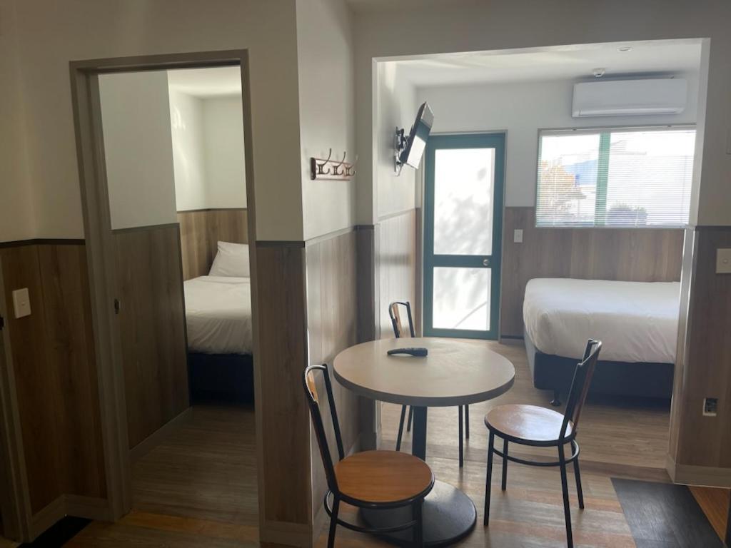 Conway Motel Manukau Оукланд Екстериор снимка