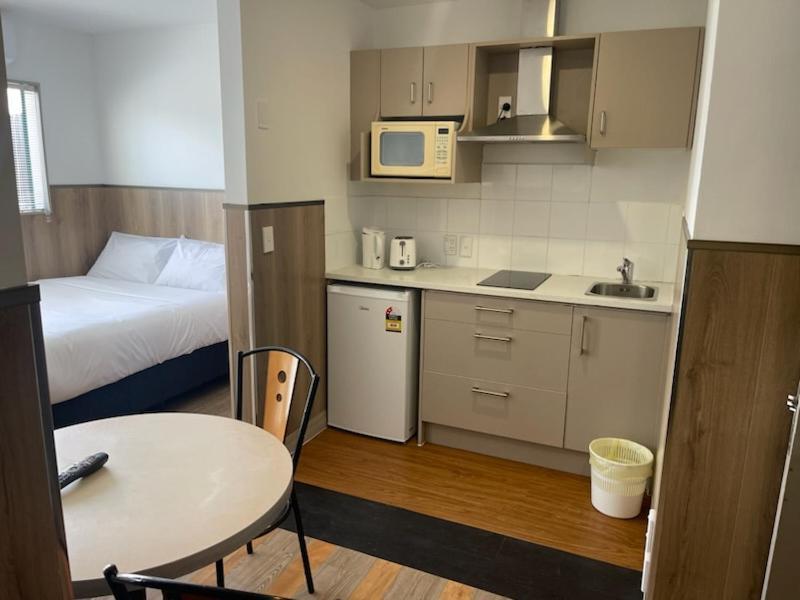 Conway Motel Manukau Оукланд Екстериор снимка