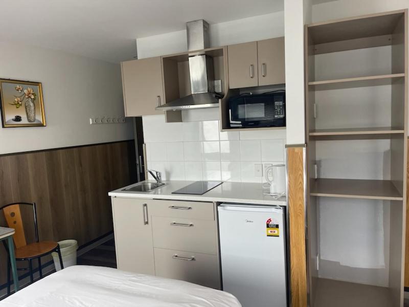 Conway Motel Manukau Оукланд Екстериор снимка