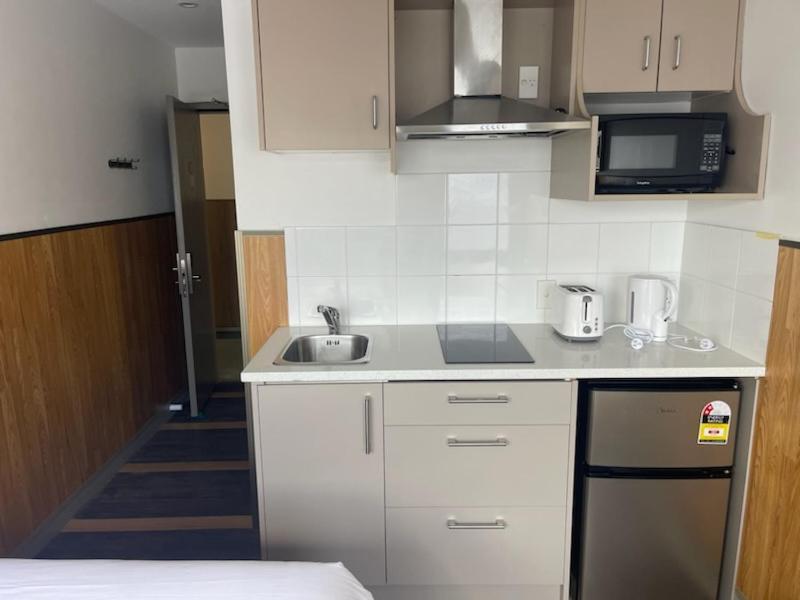 Conway Motel Manukau Оукланд Екстериор снимка